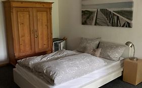 Souterrain Appartment, eigene Dusche u WC
